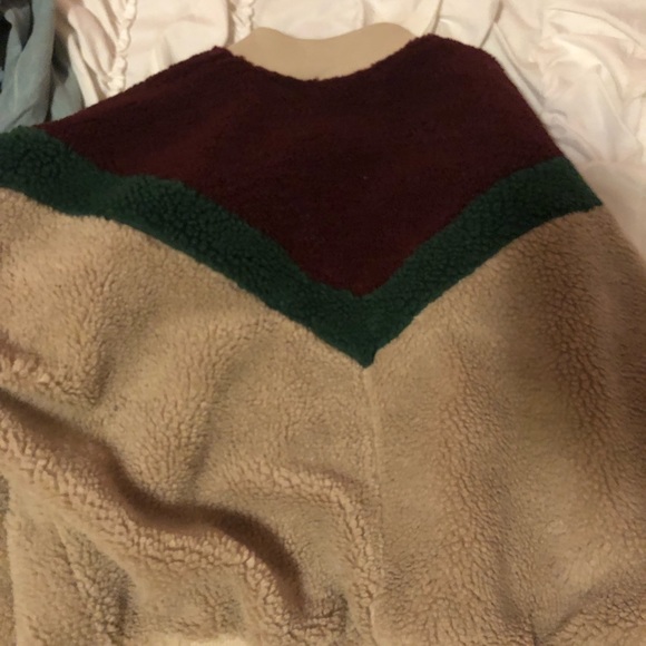 Furry bomber jacket - Picture 3 of 3